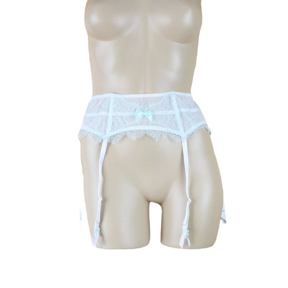 Victoria's Secret Garter Belt White Mint Green Chantilly Lace XS Wedding P57 - Picture 2 of 9